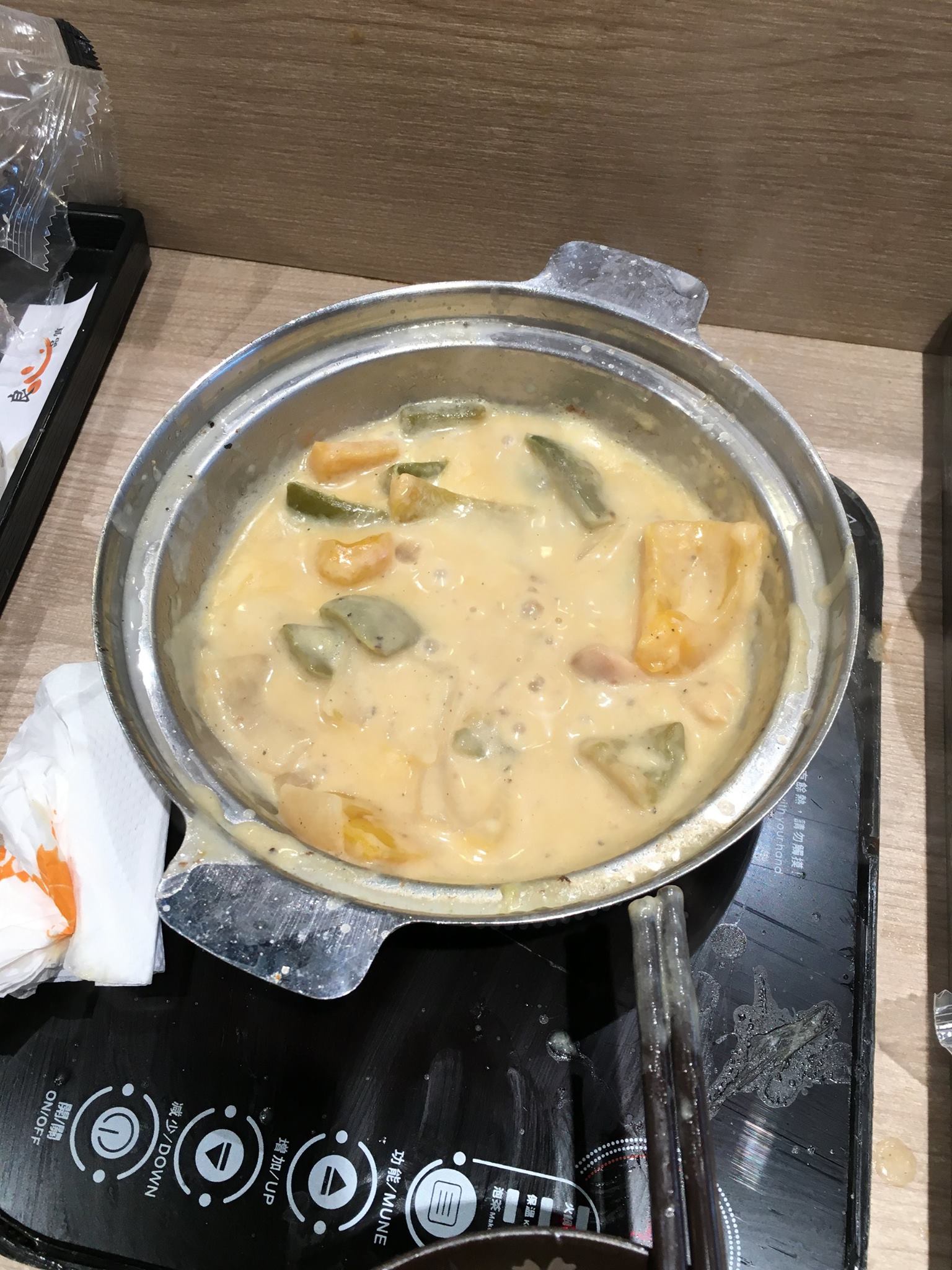 【飲食台】火山芝士雞鍋